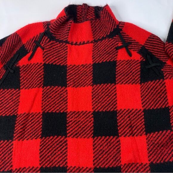 NO BOUNDARIES Juniors’ Pattern Mock Neck Sweater - Picture 6 of 9